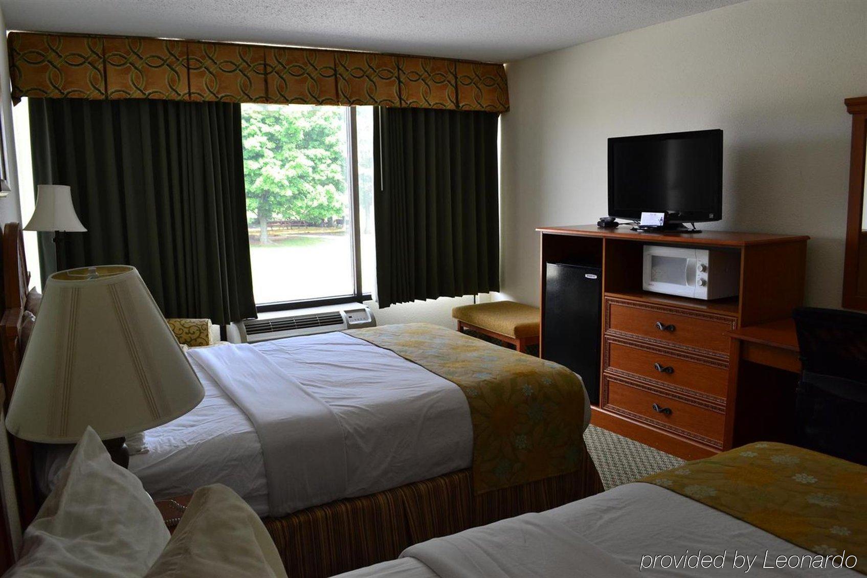 Jameson Inn & Suites โบว์ลิงกรีน ภายนอก รูปภาพ