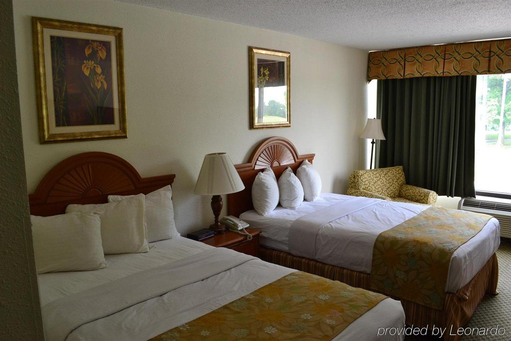 Jameson Inn & Suites โบว์ลิงกรีน ภายนอก รูปภาพ